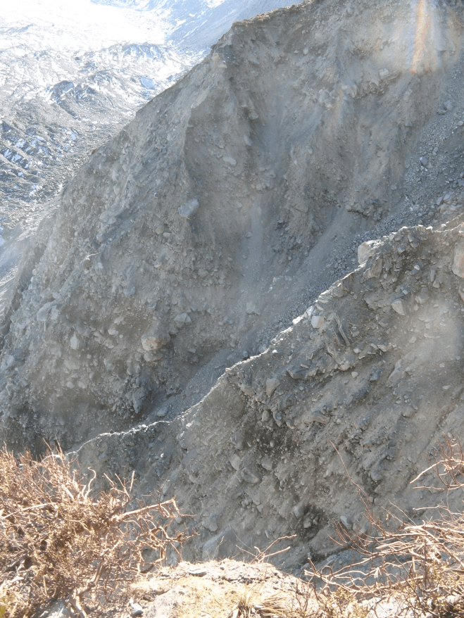 One of three gullies that incise the track up the Hooker Valley.