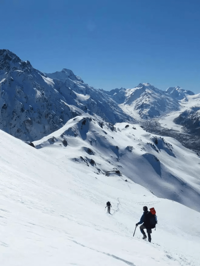 Dropping down to Caroline Hut.